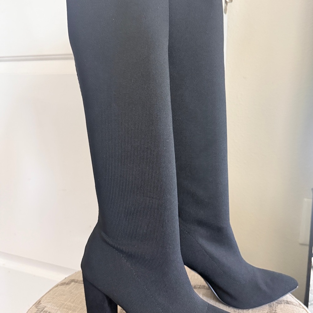 Elegant Black Women's Boots